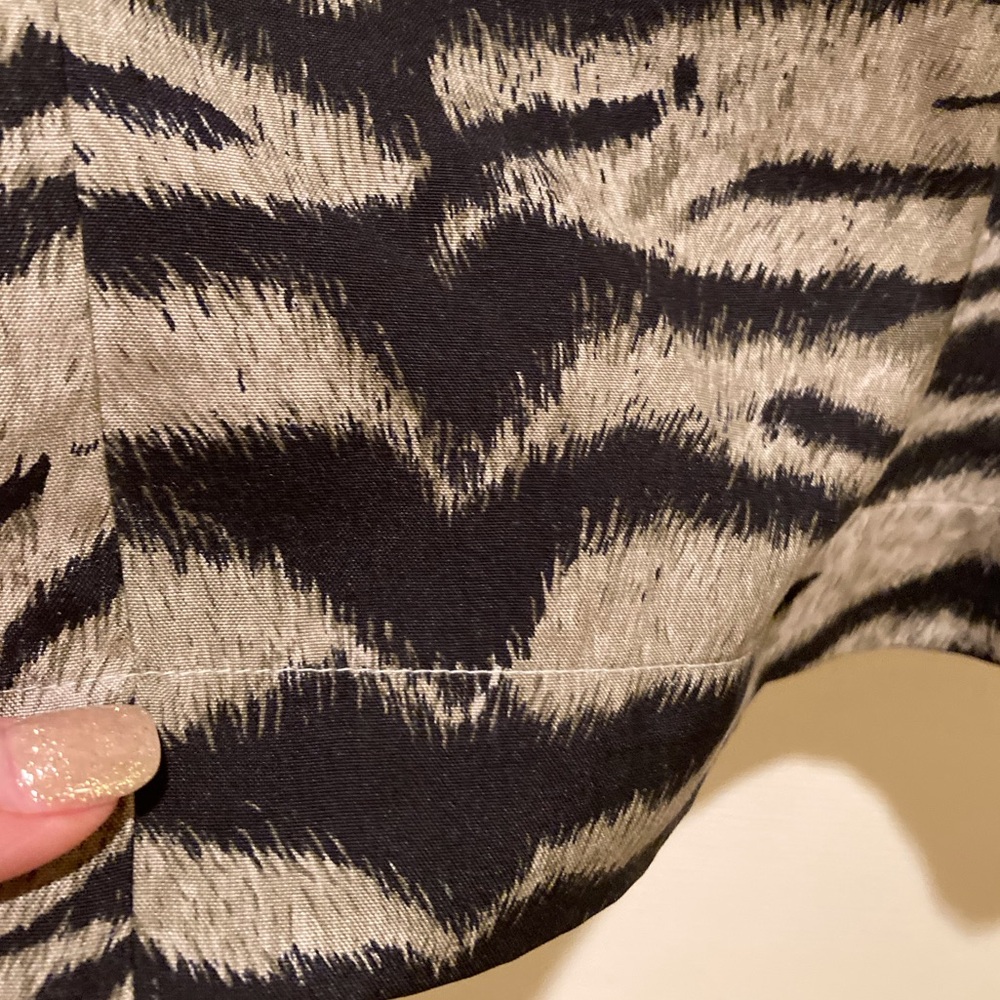 GALA 100% Silk Bold Black & Tan Safari Zebra Print Midi Skirt Womans SZ Small - Picture 10 of 15